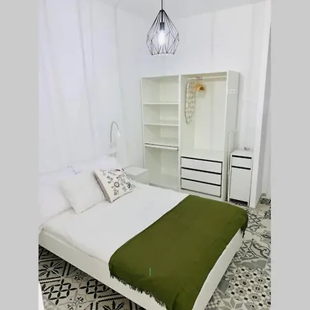 Apartamento Arenas 3 *